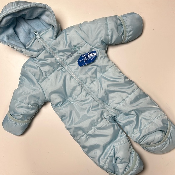 NWT Baby Xtreme snowsuit, size 3-6 months. - Picture 1 of 5